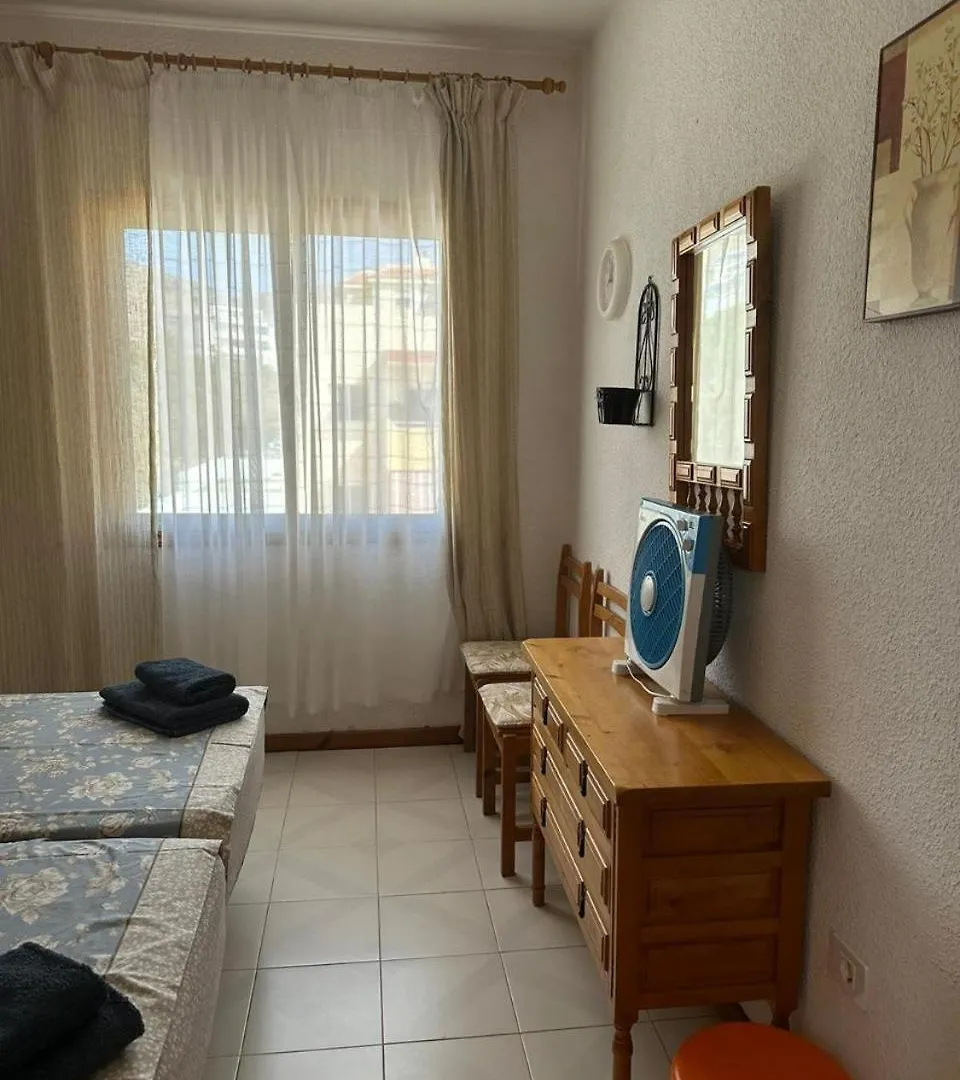 Los Angeles Los Cristianos  0*, Los Cristianos (Tenerife) Spain